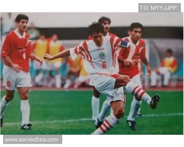 中国足球历史十大男球星盘点 谁是最具影响力的传奇人物